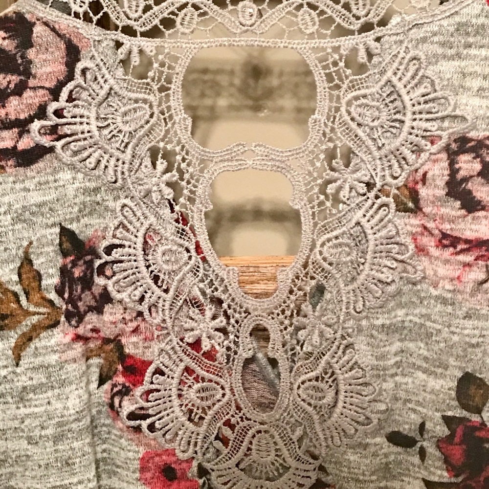 🔴SOLD🔴 Candie’s Long Sleeve Wrap Dress Size Med - Picture 2 of 3